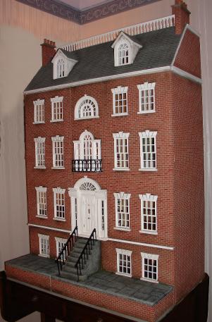 Brick Georgian dollshouse