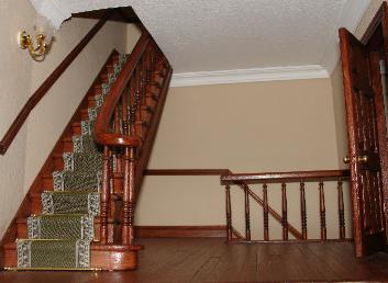 wood Bath dollshouse Stairs